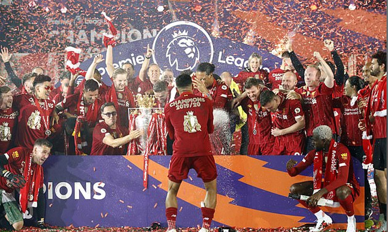 شراب کے بغیر جیت کا جشن، لیورپول کی برسوں پرانی روایت تبدیل