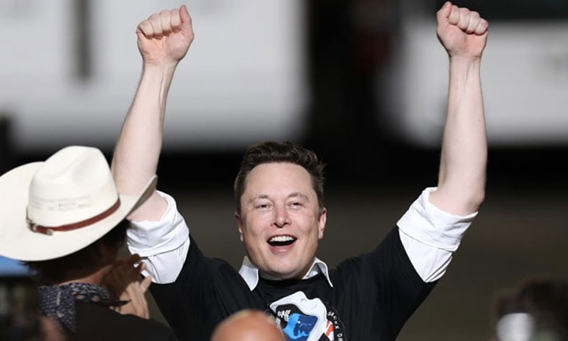 ٹیسلا کے بانی ایلن مسک دنیا کےامیر ترین شخص بن گئے