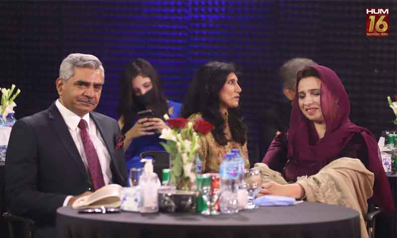 ڈی جی آئی ایس پی آر میجر جنرل بابر افتخار کون سے ڈرامے دیکھتے ہیں؟