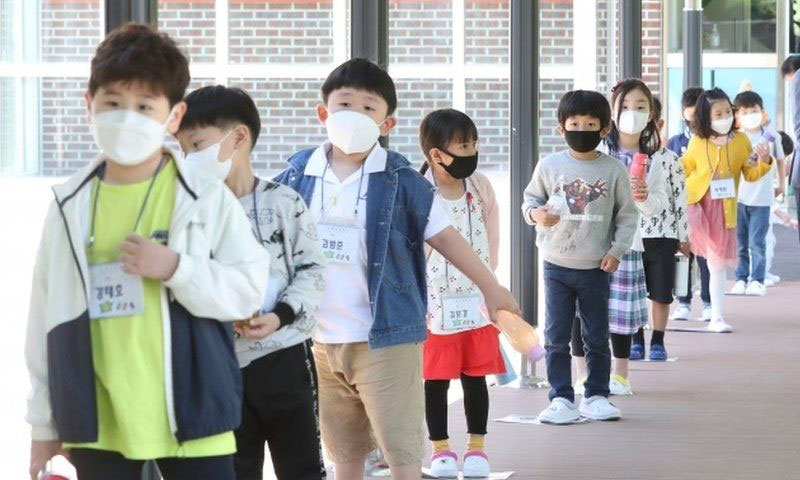 سال2020 میں 2 لاکھ 75ہزار800 بچے پیدا ہوئے جو سال2019 کی نسبت10 فیصد کم ہیں