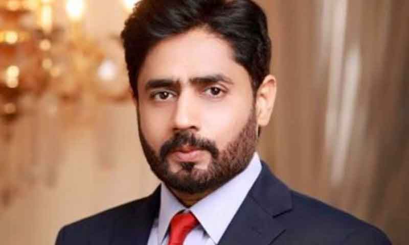 ابرار الحق کی گاڑی حادثہ کا شکار، بھتیجا زخمی