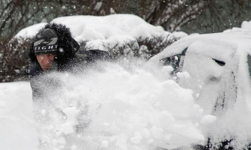 ماسکو میں شدید برف باری، نظام زندگی مفلوج