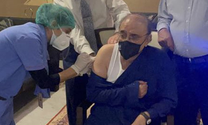 آصف زرداری نے بھی کورونا ویکسین لگوا لی