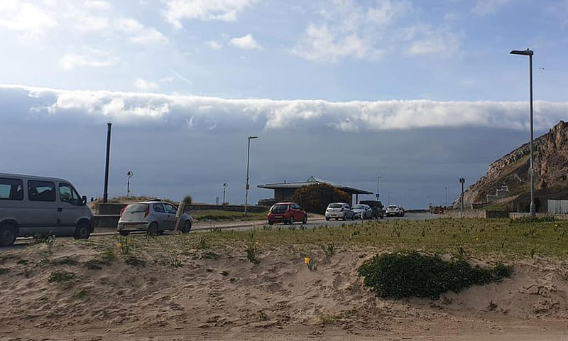 بادلوں کا سونامی