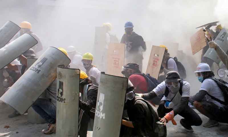 میانمار: امریکہ کا فوجی لیڈروں پر مزید پابندیاں لگانے کا اشارہ