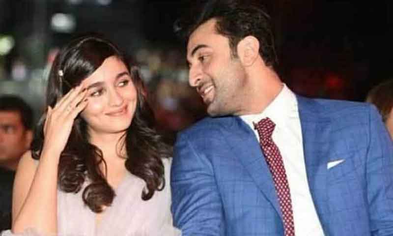 رنبیر کورونا میں مبتلا، عالیہ بھٹ قرنطینہ میں چلی گئیں