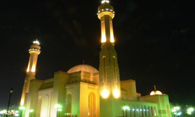 شب برأت مذہبی عقیدت و احترام کے ساتھ منائی جا رہی ہے