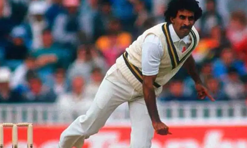 سابق کرکٹر توصیف احمد کے دل میں دو اسٹنٹ ڈال دیے گئے