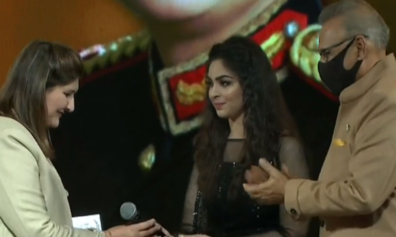 ایوان صدر میں ہم نیٹ ورک کے زیر اہتمام لکس وومن لیڈرز ایوارڈ کی تقریب