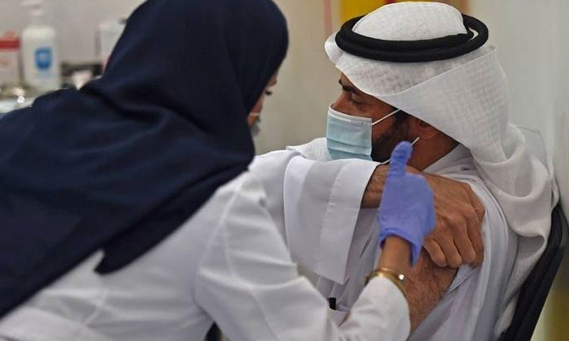 حج اور عمرہ کرنا ہے تو کورونا ویکسین لگوالیں