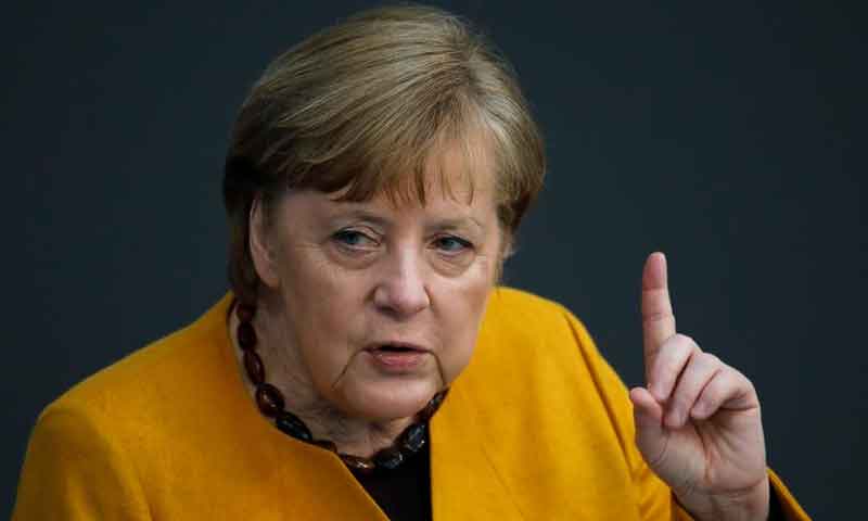 اینگلا مرکل نے اپنی باری پر کورونا ویکسین لگوا لی