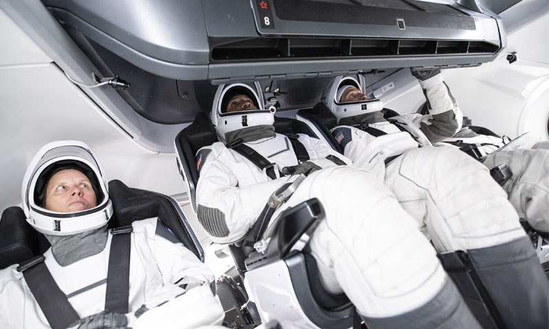 اسپیس ایکس کے چار خلاباز بین الاقوامی خلائی اسٹیشن روانہ