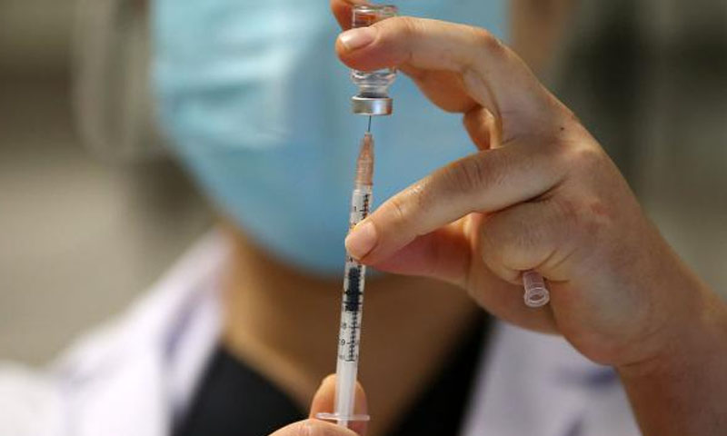 کیا کورونا ویکسین کی تیسری خوراک بھی لینی پڑے گی ؟