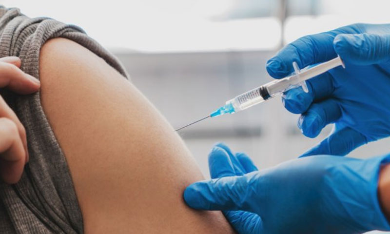 ہوشیار: بینک خدمات کے لیے ویکسینیشن لازمی قرار دینے کی تجویز کورونا وائرس سے بچاؤ: آج سے بوسٹر ویکسین لگانے کا فیصلہ