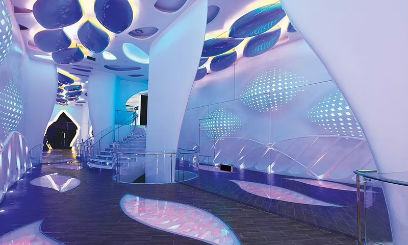 لگژری عمارات کی دلکش تصاویر پر مشتمل کافی ٹیبل بک شائع ہو گئی