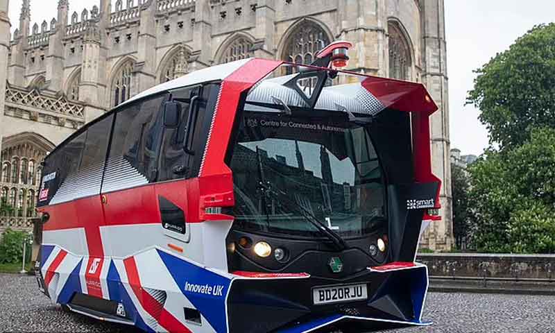 برطانیہ میں بغیر ڈرائیور کے چلنے والی بسیں سڑکوں پر دوڑیں گی 