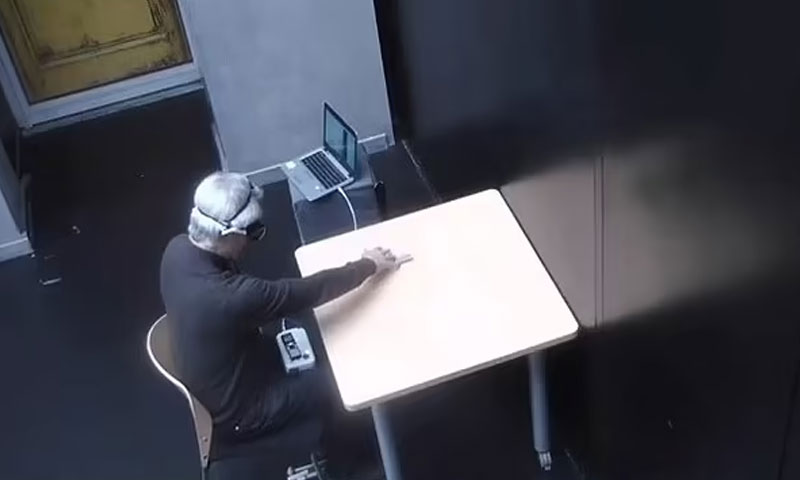 سائنسدان نابینا شخص کی بینائی جزوی بحال کرنے میں کامیاب