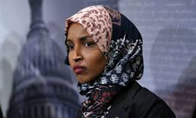 الہان ​​عمر امریکی صدر پر برس پڑیں