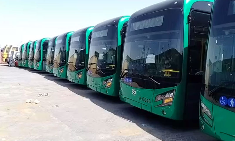 بی آر ٹی: چین سے درآمد شدہ 30 نئی بسیں چلادی گئیں