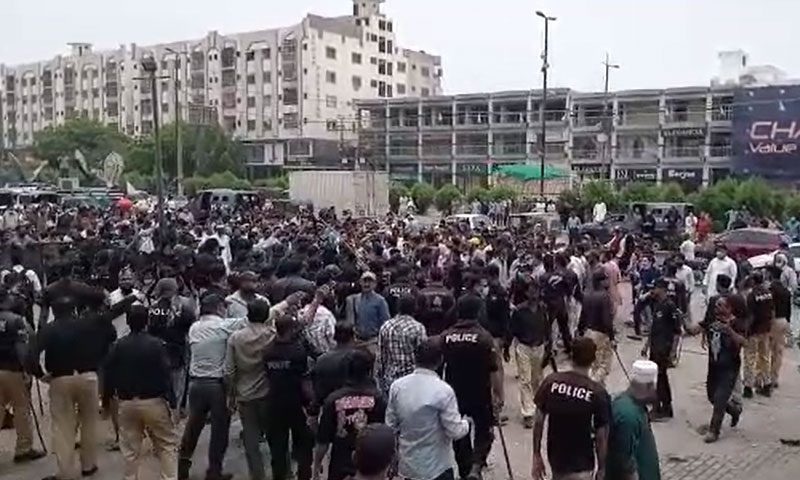 کراچی:تجاوزات کیخلاف آپریشن میں مزاحمت پر3افراد زخمی