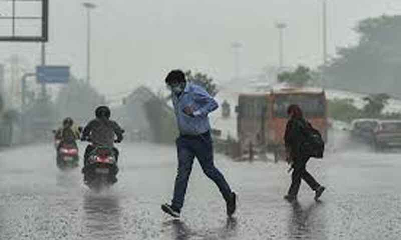 ملک بھر میں موسلا دھار بارشوں اور لینڈ سلائیڈنگ کی پیشن گوئی