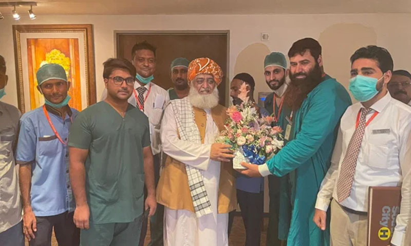مولانا فضل الرحمان کو ڈاکٹروں نے گھر جانے کی اجازت دیدی