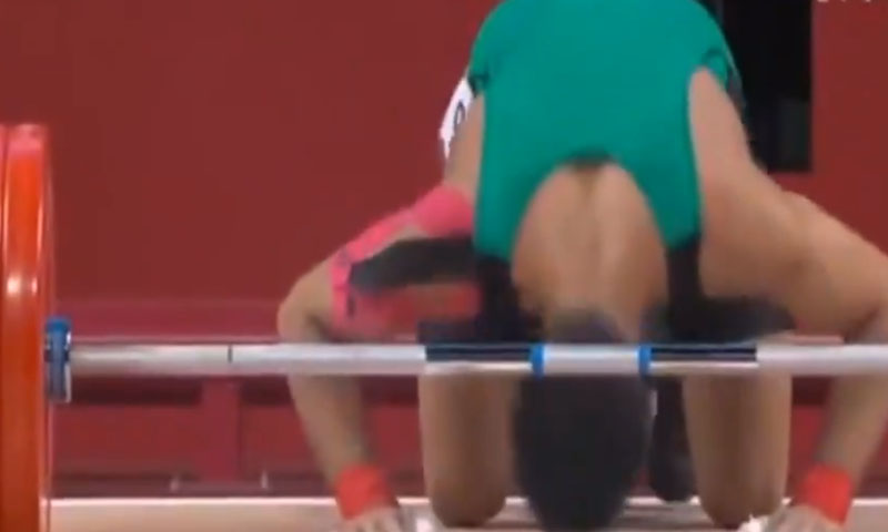 ٹوکیو اولمپکس: پاکستانی ویٹ لفٹر نے تاریخ رقم کردی