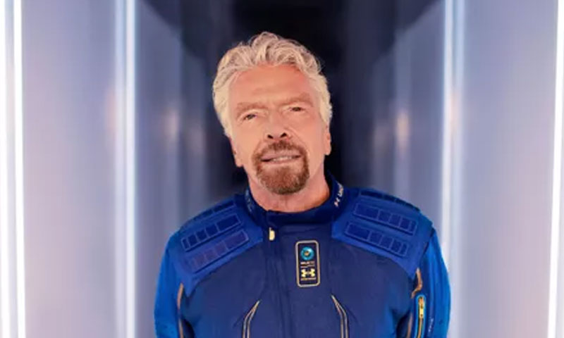 خلا کی سیر کرنے والا پہلا ارب پتی