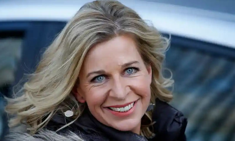 کورونا کا مذاق اڑانا متنازعہ برطانوی مبصر کو مہنگا پڑ گیا