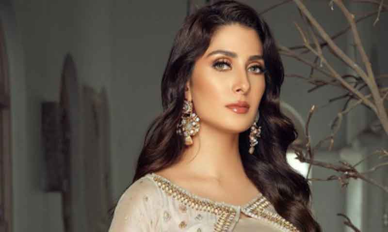 عائزہ خان کی باڈر پار دھوم