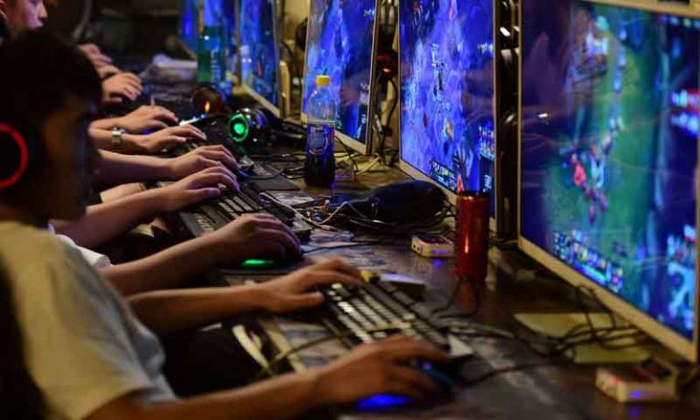 بچوں پر ہفتے میں 3 گھنٹے سے زائد ویڈیو گیمز کھیلنے پر پابندی