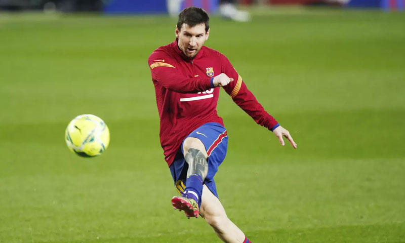 میسی اور بارسلونا اکیس سال بعد الگ الگ