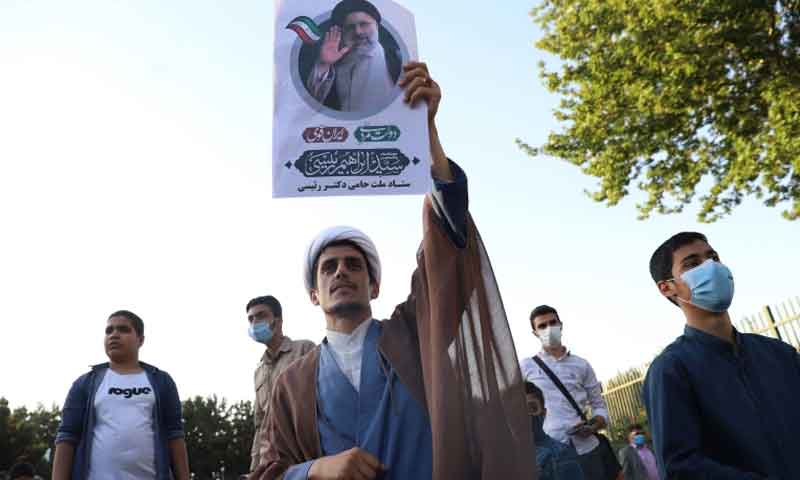 تباہ حال معیشت، بڑھتا کورونا، ایرانی صدر کو آتے ہی چیلنجز