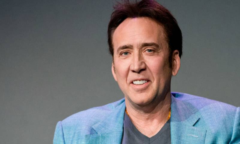 اداکار نکولس کیج کی زندگی کا بدترین لمحہ: ہوٹل کے عملے نے باہر نکال دیا