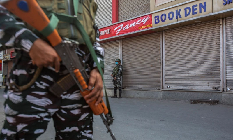 مقبوضہ وادی کشمیر: بھارتی فوج کے میجر نے خود کشی کر لی