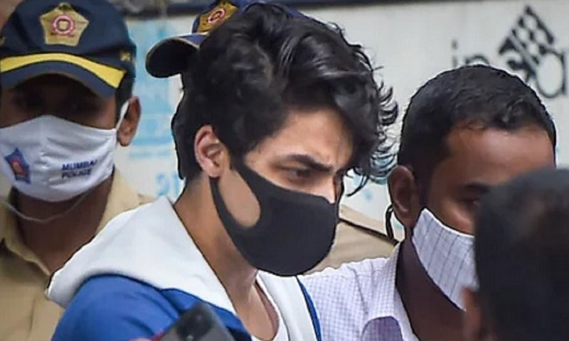 آریان خان کی ضمانت جوہی چاؤلہ نے دی