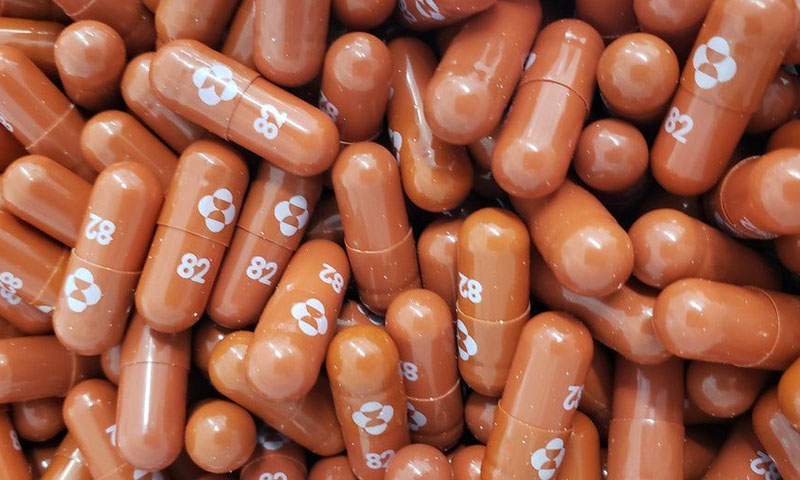 برطانیہ: کورونا کا علاج، پہلی مرتبہ کیپسول کے استعمال کی منظوری