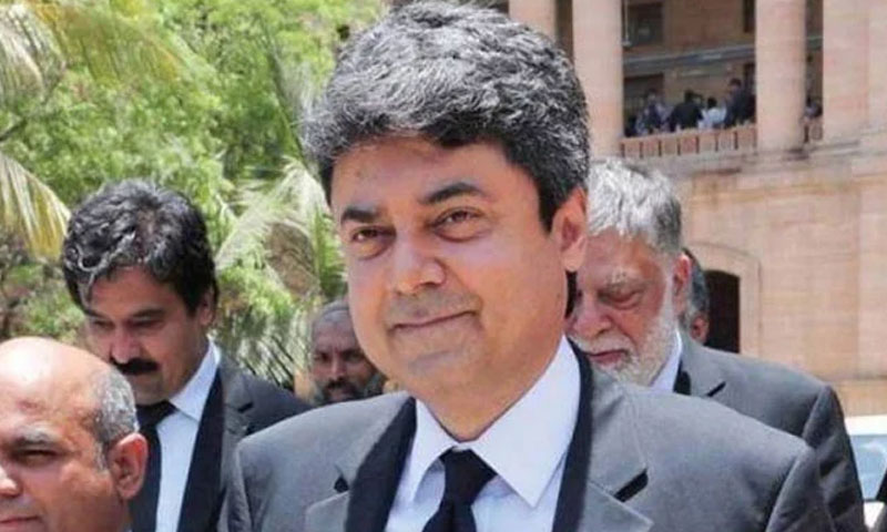 جسٹس فائز عیسیٰ کیس: عمران خان نے ریفرنس دائر کرنے کا کہا، فروغ نسیم