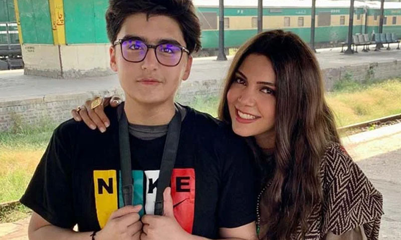 سندھ ہائیکورٹ: شناختی کارڈ سے متعلق فیصلہ، گلوکارہ حدیقہ کیانی کا اظہار مسرت