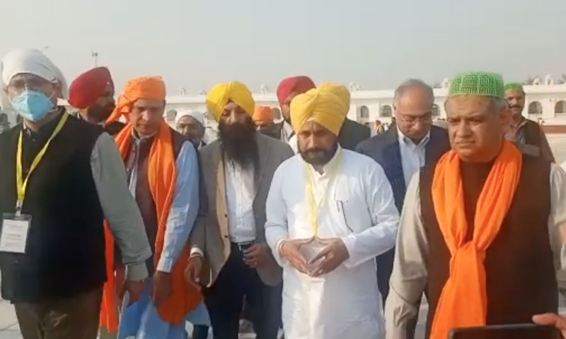کرتار پور راہداری: بھارتی پنجاب کے وزیراعلیٰ کی آمد و روانگی