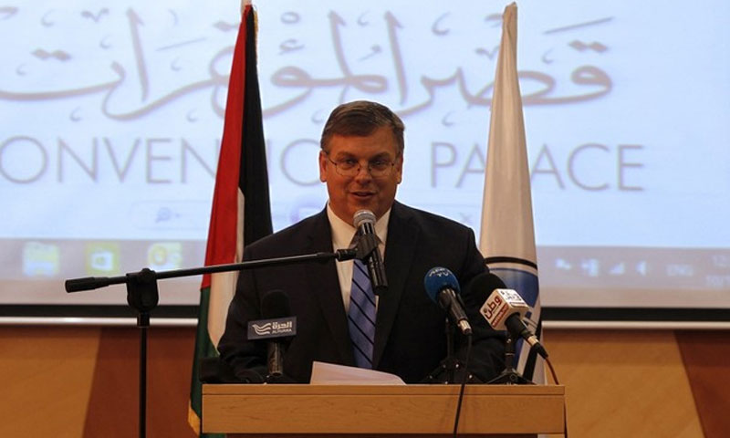 پاک بھارت کشیدگی کم کرنے کی کوشش کریں گے، امریکی سفیر