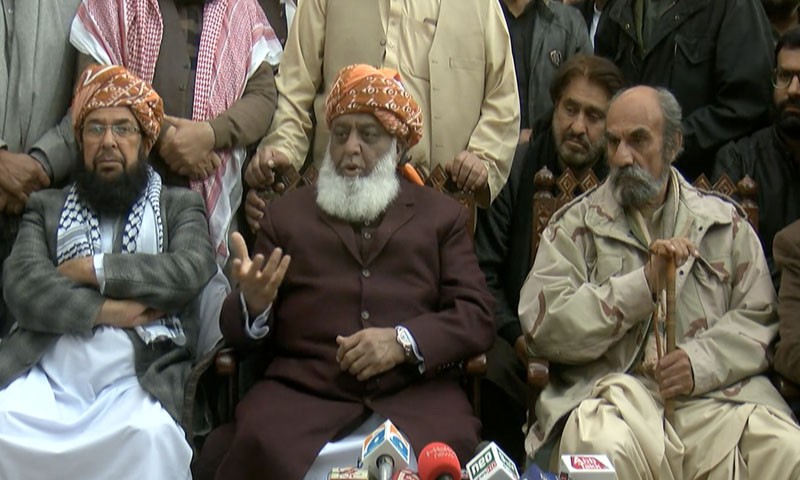 پاکستان عمران خان سے بہتر چلانا جانتے ہیں، مولانا فضل الرحمان