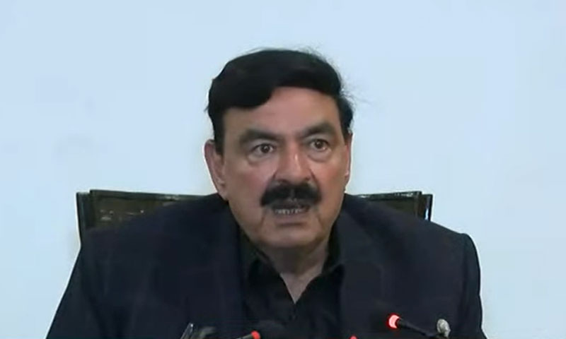 پشاور دھماکے میں ملوث تینوں ملزمان کی شناخت ہو گئی، وزیر داخلہ