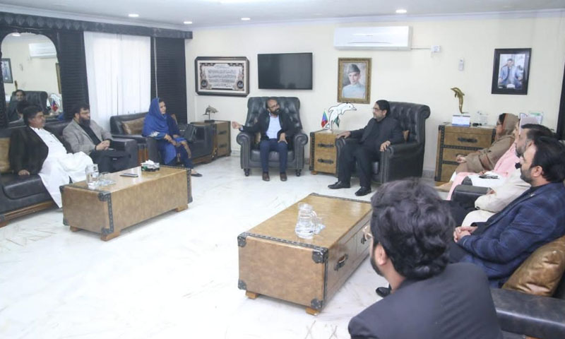 مہاجر قومی موومنٹ کے وفدکی پاک سرزمین پارٹی کے سیکریٹریٹ آمد