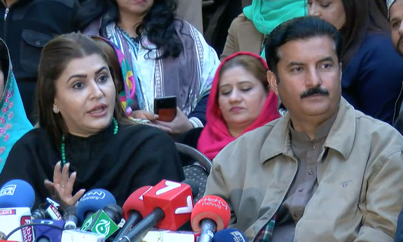 رمضان و عید کی طرح خیبرپختونخوا میں تبدیلی کا چاند نظر آگیا، فیصل کریم کنڈی