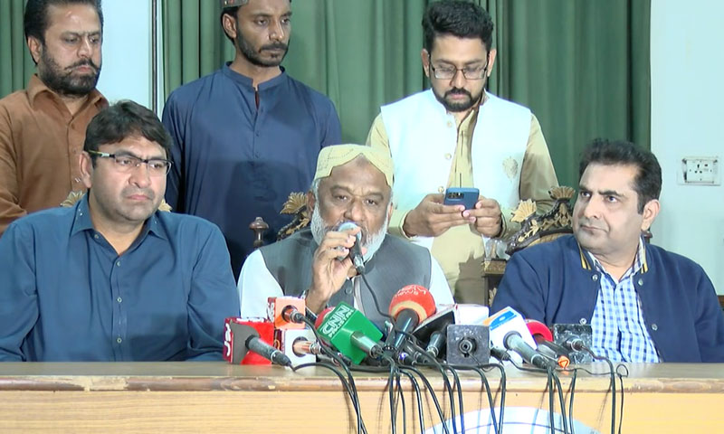 پیکا آرڈیننس میں غلطیاں ہوئیں، چودھری برادران کی شرائط کوئی پوری نہیں کرسکتا: ارباب غلام رحیم