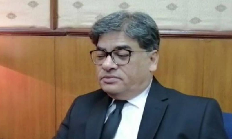 آئین میں ترامیم کے آپشنز موجود تھے، وزیراعظم نے اجازت نہیں دی: اٹارنی جنرل