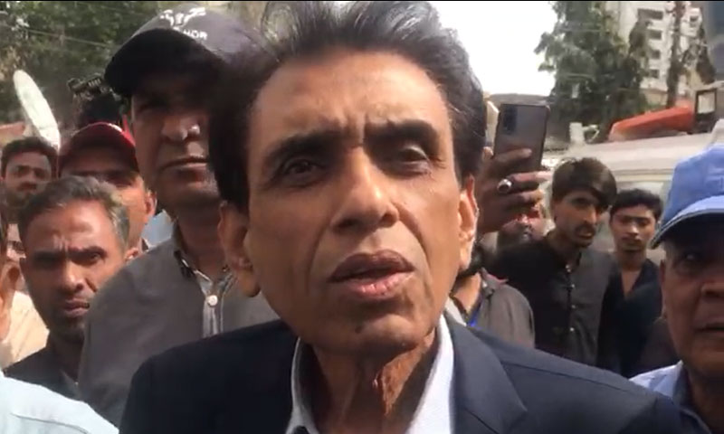 عمران خان کے ساتھ ہیں تو وہ اب تک وزیر اعظم ہیں، خالد مقبول صدیقی