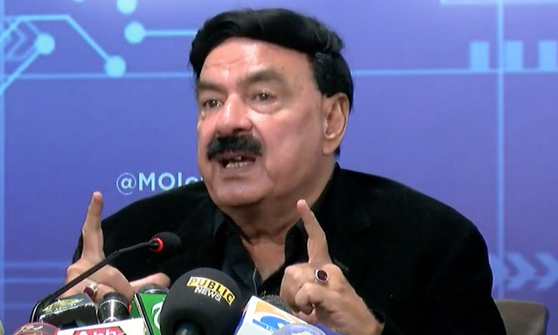 جتنا مرضی بڑا لیڈر ہو، قانون ہاتھ میں لیا تو کچل کر رکھ دوں گا: شیخ رشید