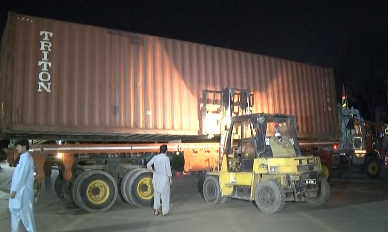 ڈی چوک سے پارلیمنٹ ہاؤس جانیوالا راستہ بند: الیکشن کمیشن کے راستے بھی سیل